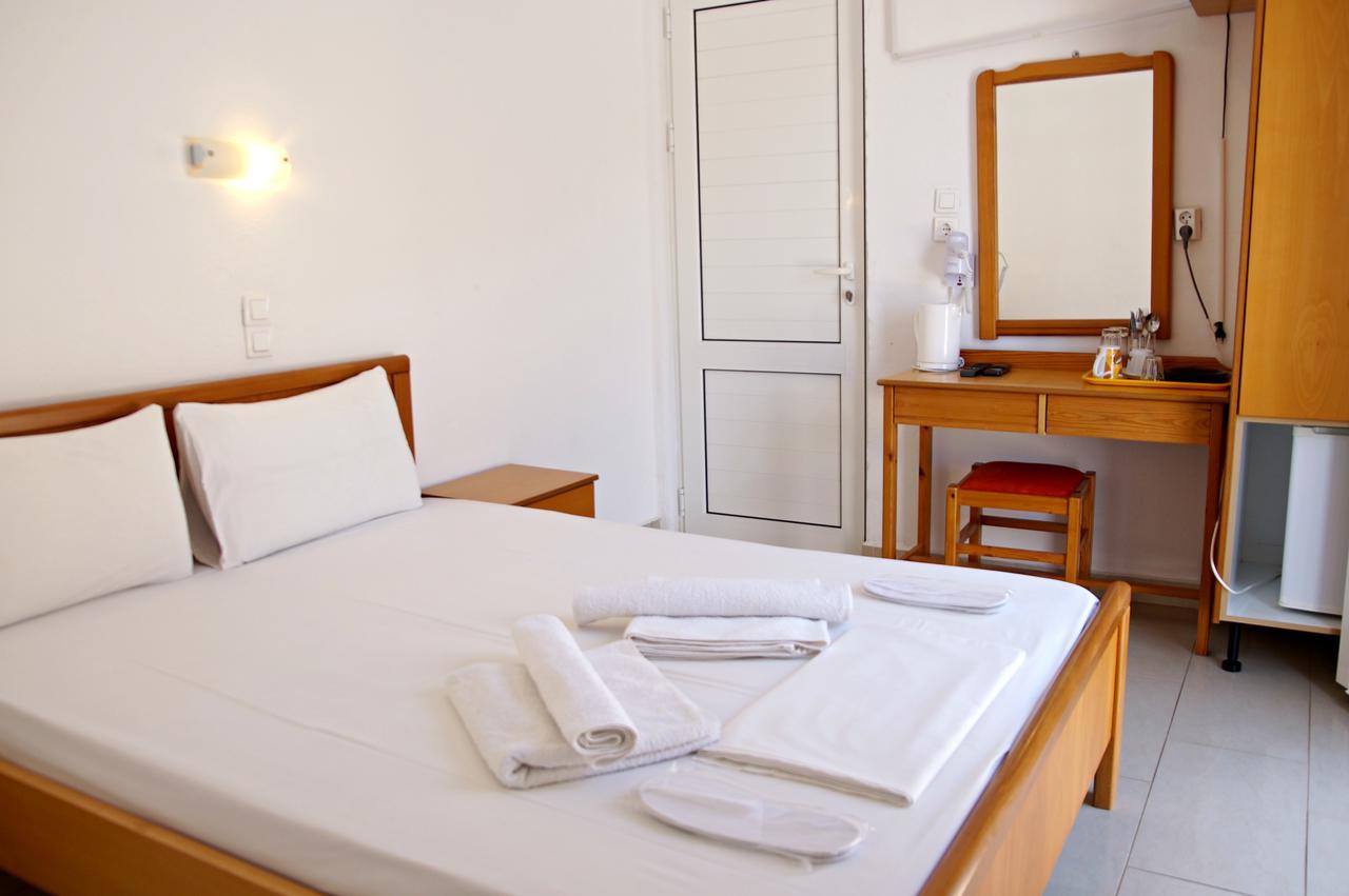 Hotel Madares Loutro Exteriér fotografie