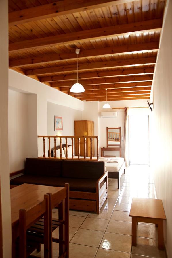 Hotel Madares Loutro Exteriér fotografie